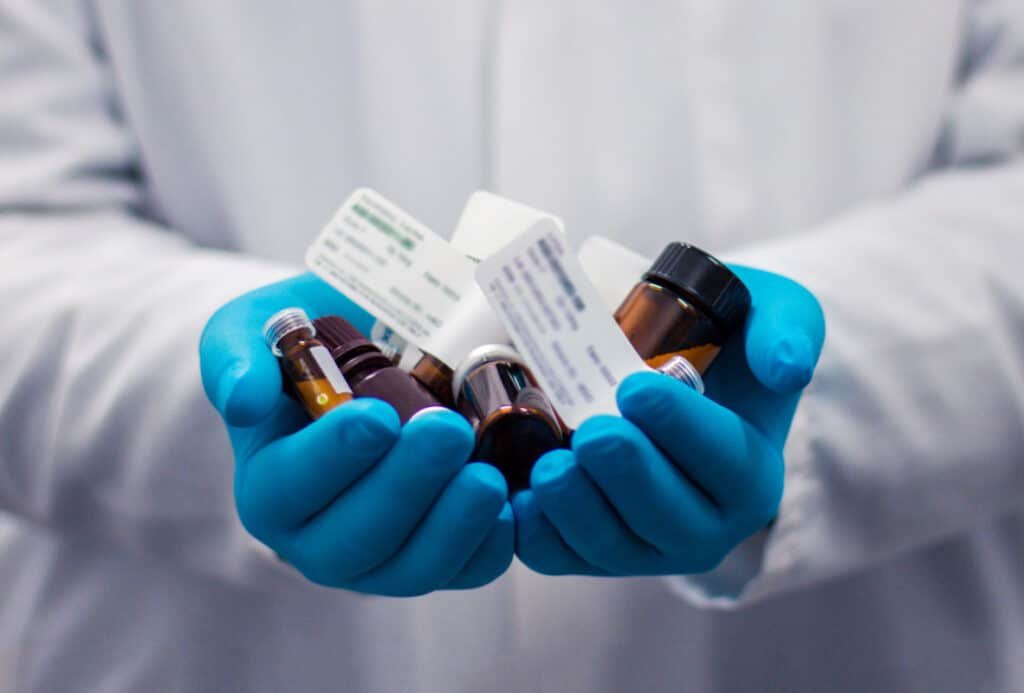 como-la-blockchain-ayuda-a-combatir-la-falsificacion-de-medicamentos