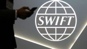 el-futuro-del-sistema-swift-y-las-alternativas-emergentes-que-nos-depara-el-panorama-financiero