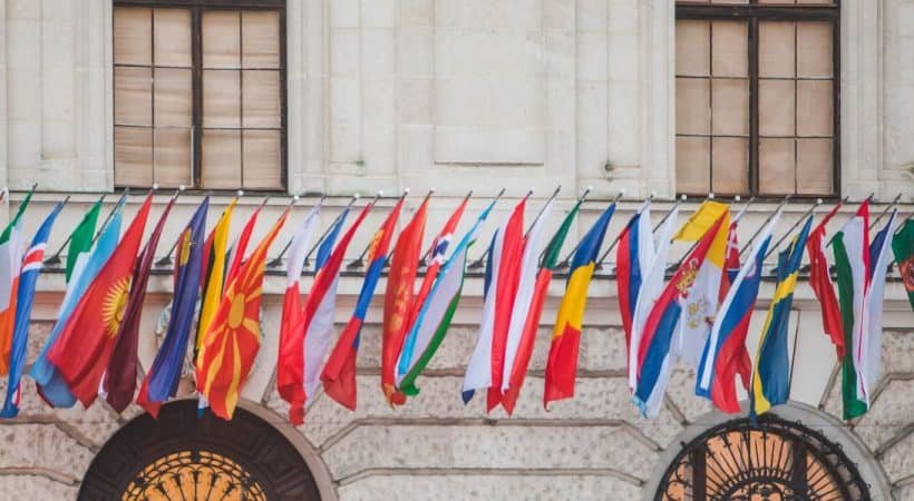 el-impacto-de-la-geopolitica-en-los-mercados-financieros-como-afecta-a-tus-inversiones