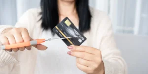 por-que-cancelar-una-tarjeta-de-credito-antigua-puede-danar-tu-historial-crediticio-consecuencias-y-alternativas