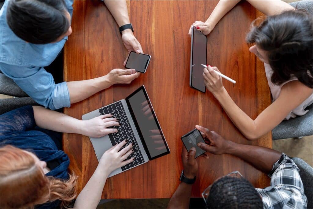 como-implementar-una-politica-de-trae-tu-propio-dispositivo-byod-en-tu-empresa